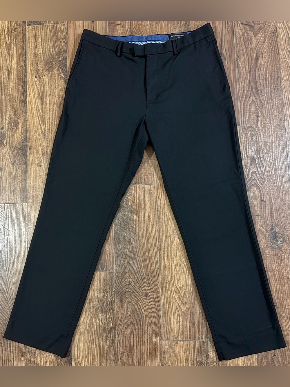 Men's Black Banana Republic Dress Pants - Classic Slim Fit - 32/30